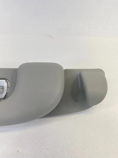 2006-2010 MERCEDES-BENZ R350 REAR RIGHT ROOF GRAB HANDLE W/ LIGHT 1648100654 OEM