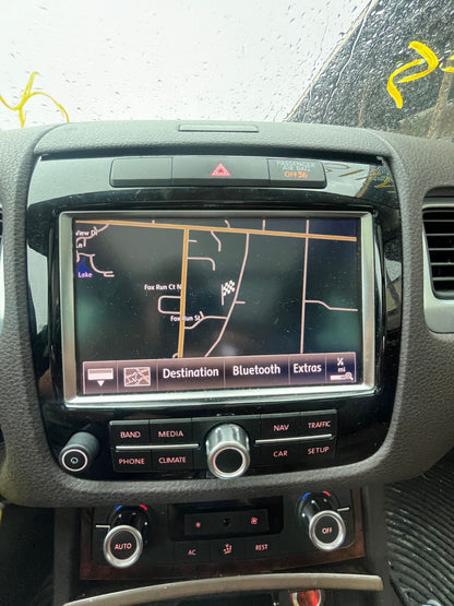2011-2015 Volkswagen Touareg Navigation Display Radio Screen 7P6-919-603-C OEM