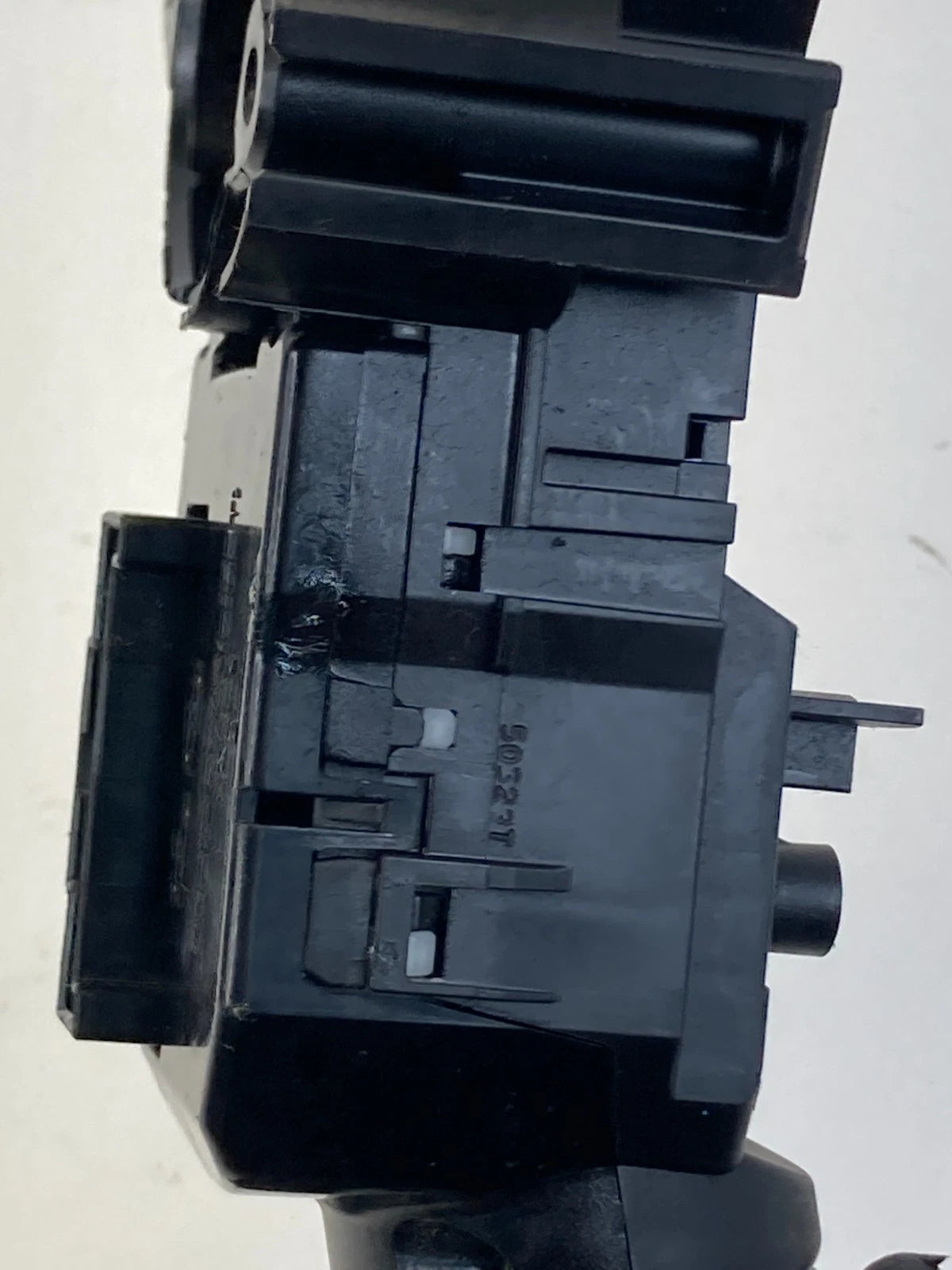 2012-2017 Kia Rio Steering Column Turn Signal Lever Switch OEM