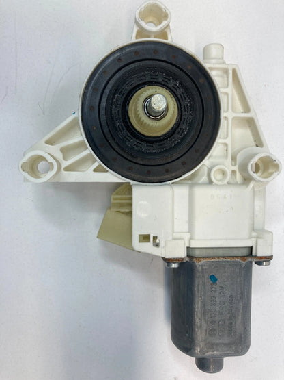 05-15 MERCEDES-BENZ ML350 07-09 ML320 FRONT LEFT DOOR WINDOW MOTOR 2518200742