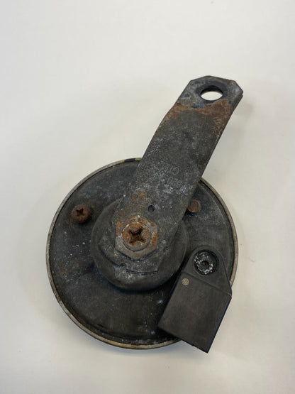 2001-2015 Toyota Prius Low Note Horn Tone Pitch Alarm Siren 86520-28180