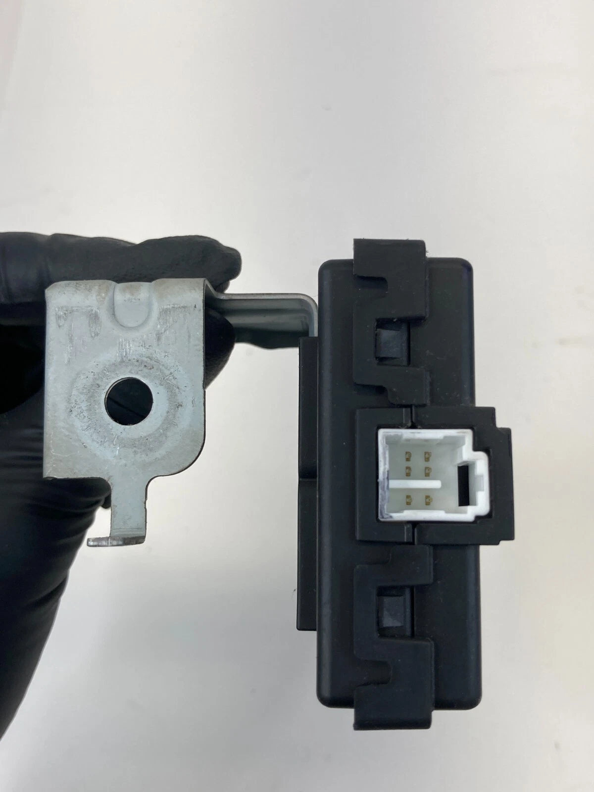 14-16 KIA SOUL TIRE PRESSURE MONITOR SENSOR TPMS CONTROL MODULE 95800-B2000 OEM