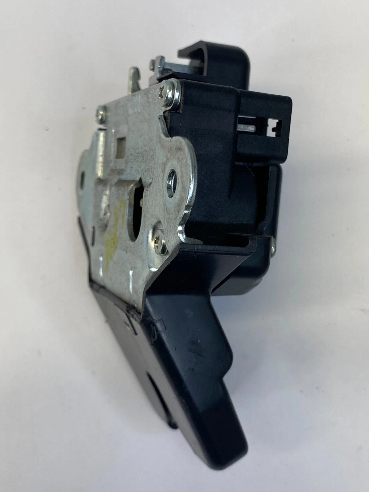 2010-2013 KIA FORTE SEDAN REAR TRUNK LATCH LID LOCK ACTUATOR RELEASE OEM
