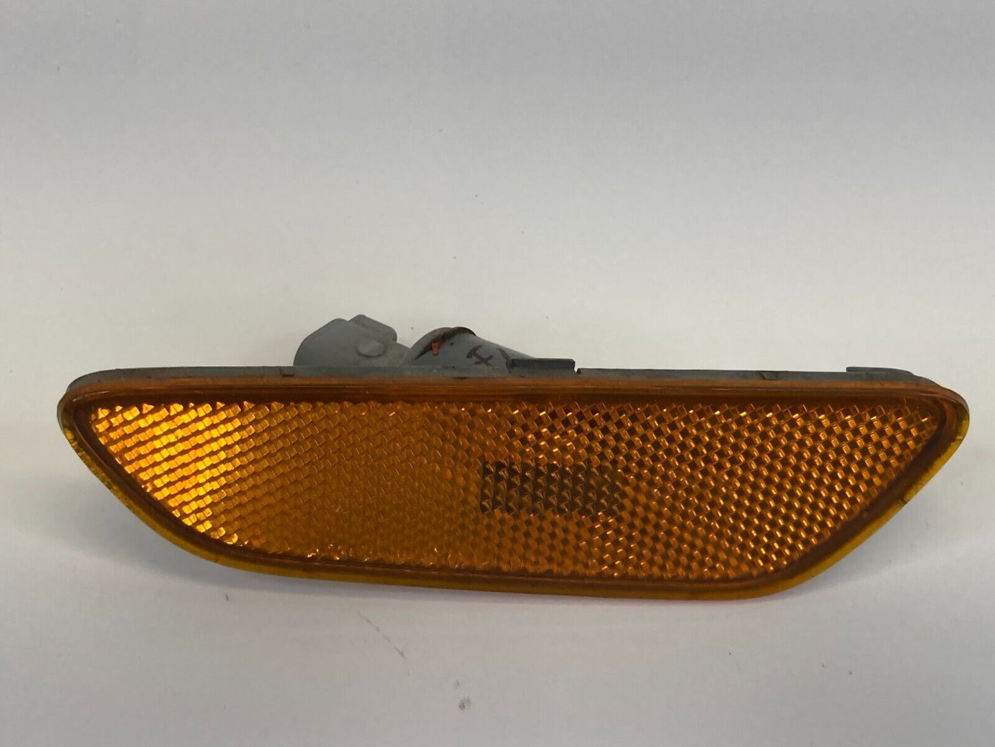 2012-2015 Chevrolet Captiva Sport Front Left Driver Side Marker Lamp Light