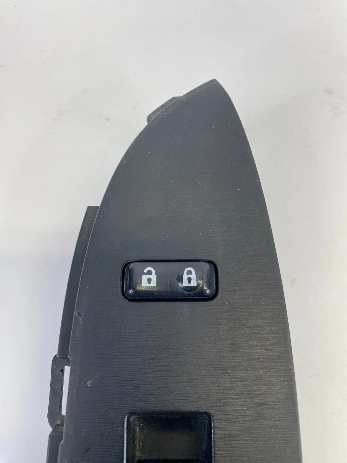 10-15 TOYOTA PRIUS FRONT RIGHT PASSEGER WINDOW SWITCH BEZEL TRIM 74231-47120 OEM