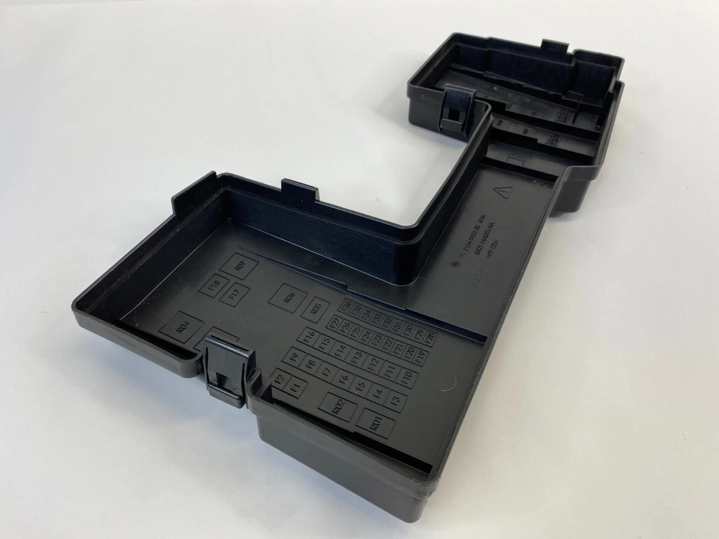 2009-2015 JAGUAR XF 4.2L ENGINE ROOM FUSE RELAY BOX COVER LID OEM 8X2T14A075
