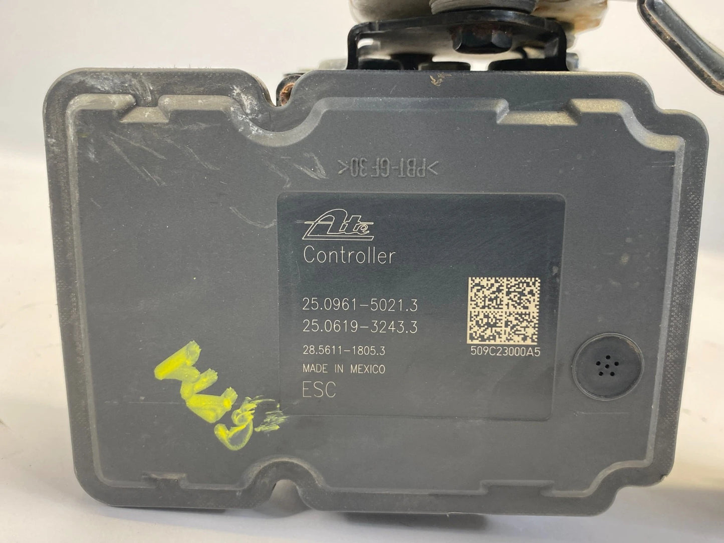 2009-2011 ACURA TL 3.5L FWD ABS ANTI-LOCK BRAKE PUMP MODULE 57110-TK4-A140-M1