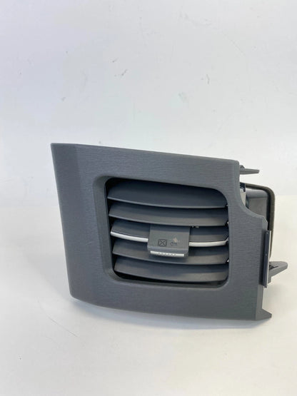 2010-2015 TOYOTA PRIUS DASH RIGHT SIDE AIR VENT GRILLE OUTLET 55662-47030 OEM