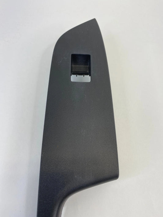 2010-2017 CHEVROLET EQUINOX FRONT RIGHT SIDE DOOR WINDOW SWITCH BEZEL 25946839