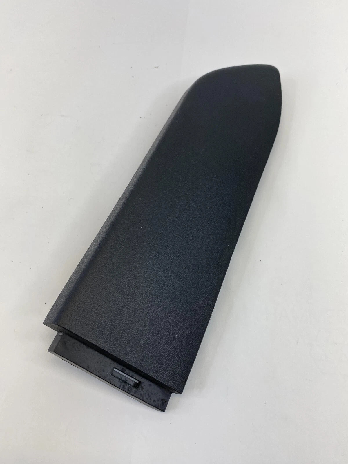 07-12 MITSUBISHI GALANT REAR LEFT DOOR PANEL ARMREST ARM REST 722A039-0709 OEM