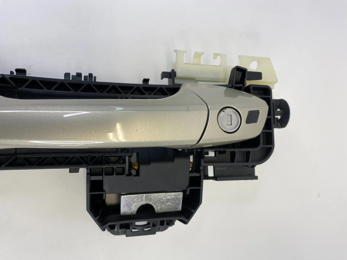 06-16 MERCEDES-BENZ E350 FRONT LEFT DRIVER EXTERIOR DOOR HANDLE A204-760-15-34