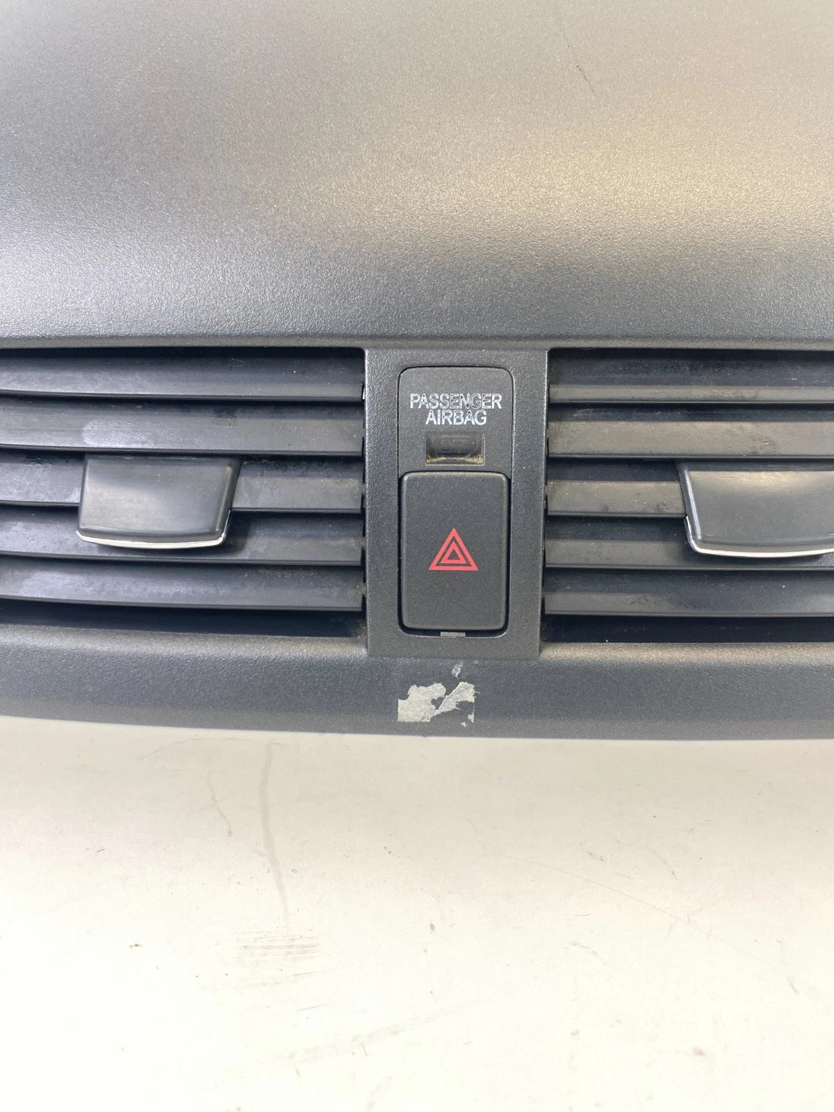 2003-2007 HONDA ACCORD CENTER DASH AIR VENT HAZARD SWITCH BEZEL 77270SDAL010 OEM