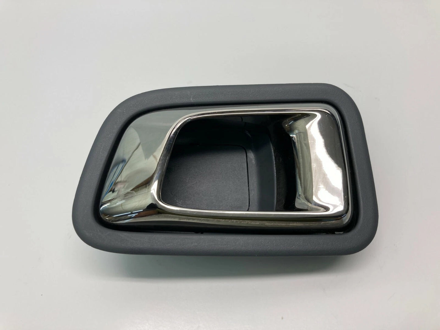 2003 2004 2005 HONDA PILOT REAR RIGHT INTERIOR INNER DOOR HANDLE S9VA OEM