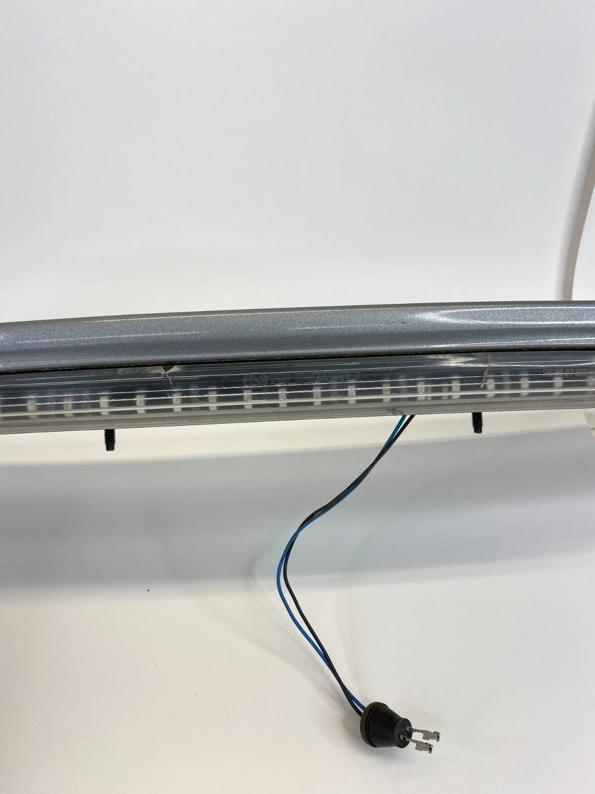 2010-2014 SUBARU LEGACY REAR TRUNK TAILGATE SPOILER 3RD BRAKE LIGHT E721SAJ0