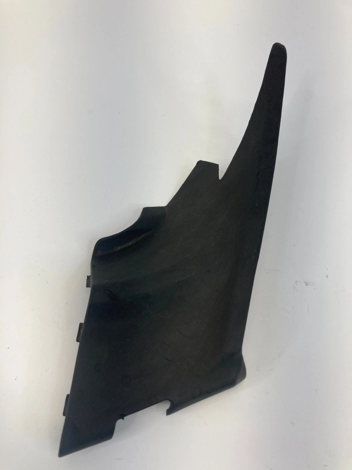 2006 07 08 09 10 2011 HYUNDAI ACCENT LEFT DRIVER SIDE COWL COVER TOP TRIM LH OEM