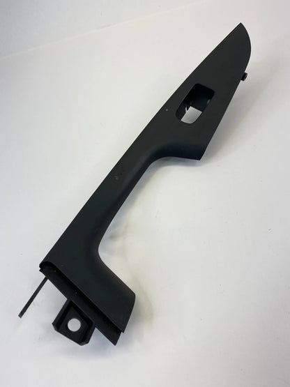 14-16 HYUNDAI ELANTRA REAR RIGHT DOOR WINDOW SWITCH TRIM BEZEL 201007574 OEM