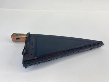 03-08 TOYOTA MATRIX REAR LEFT SIDE EXTERIOR CORNER COVER DIVIDER SEAL 6748801030