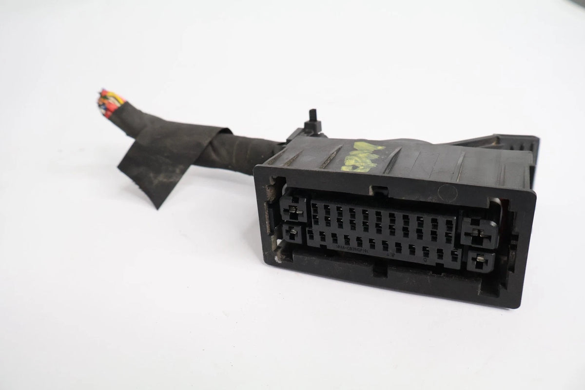 2014-2016 HYUNDAI ELANTRA 1.8L FWD ABS BRAKE PUMP PLUG CONNECTOR PIGTAIL OEM