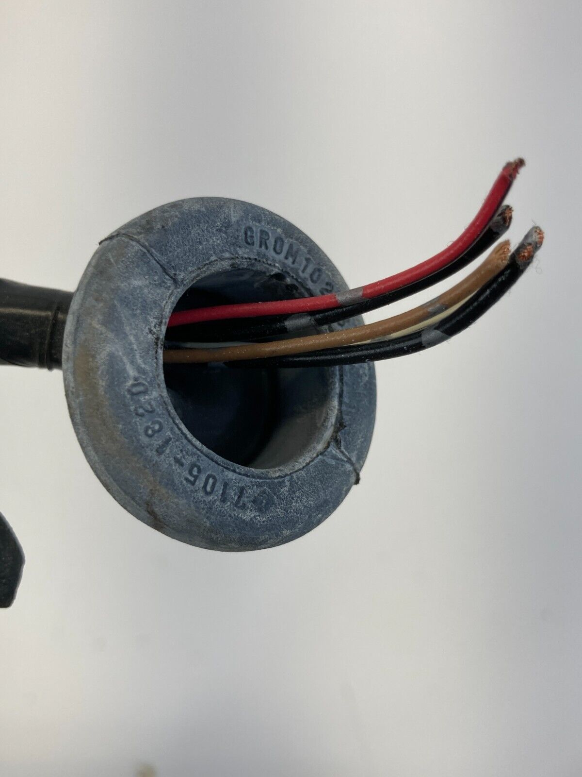 2005 2006 2007 Honda Odyssey Rear Right Tail Light Bulb Lamp Socket Plug Harness