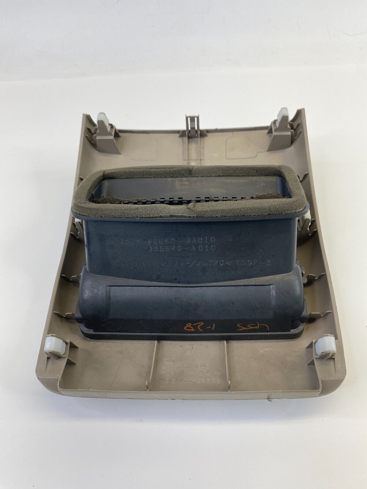 2002-2006 Toyota Camry Rear Center Console Air Vent Grille Cover 58860-AA010 OEM