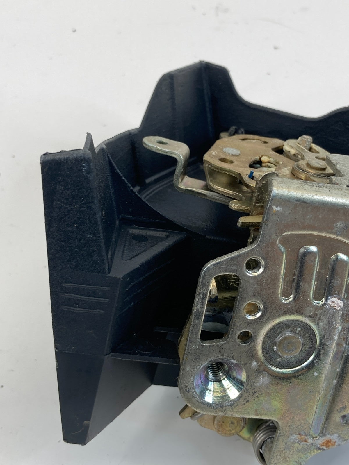 98-02 Mercedes-Benz E430 Rear Left Door Lock Latch Release Actuator 2027300735