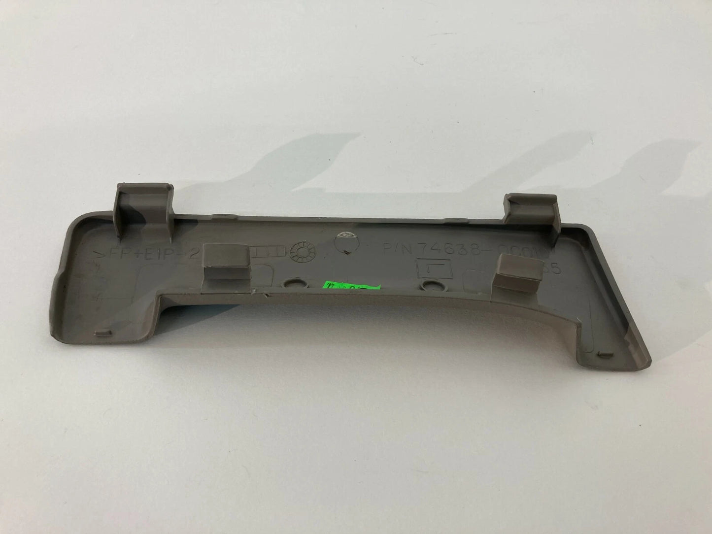 01-06 TOYOTA SEQUOIA LEFT DRIVER SIDE PILLAR HANDLE COVER TRIM PANEL 74638-0C010