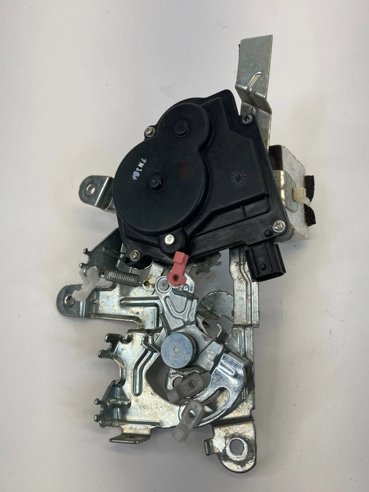 2005-2010 HONDA ODYSSEY REAR RIGHT SIDE SLIDING DOOR CRANK HANDLE MECHANISM