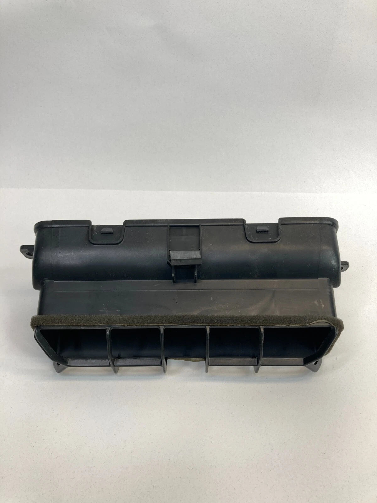 98 99 00 01 NISSAN ALTIMA CENTER DASH A/C AIR VENT DUCT GRILLE 68750-9E000 OEM