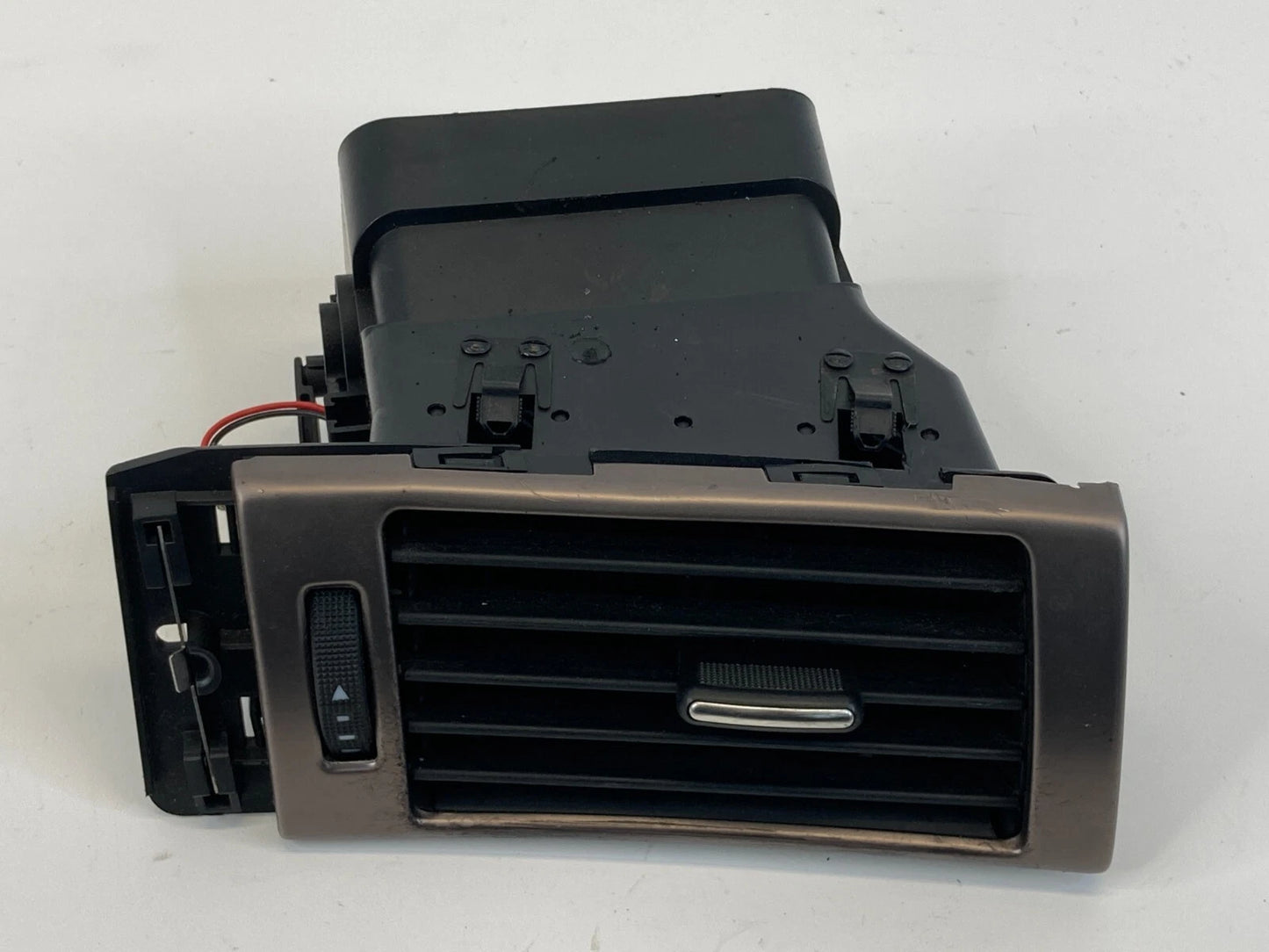 1998-2001 AUDI A6 A6 QUATTRO RIGHT PASSENGER SIDE DASH AC AIR VENT OUTLET OEM
