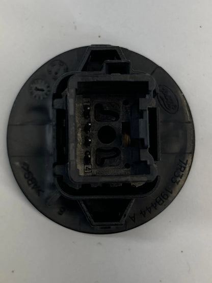 2006-2011 MERCURY MILAN CONSOLE AUX AUDIO AUXILIARY JACK SOCKET 7R33-19B444-A