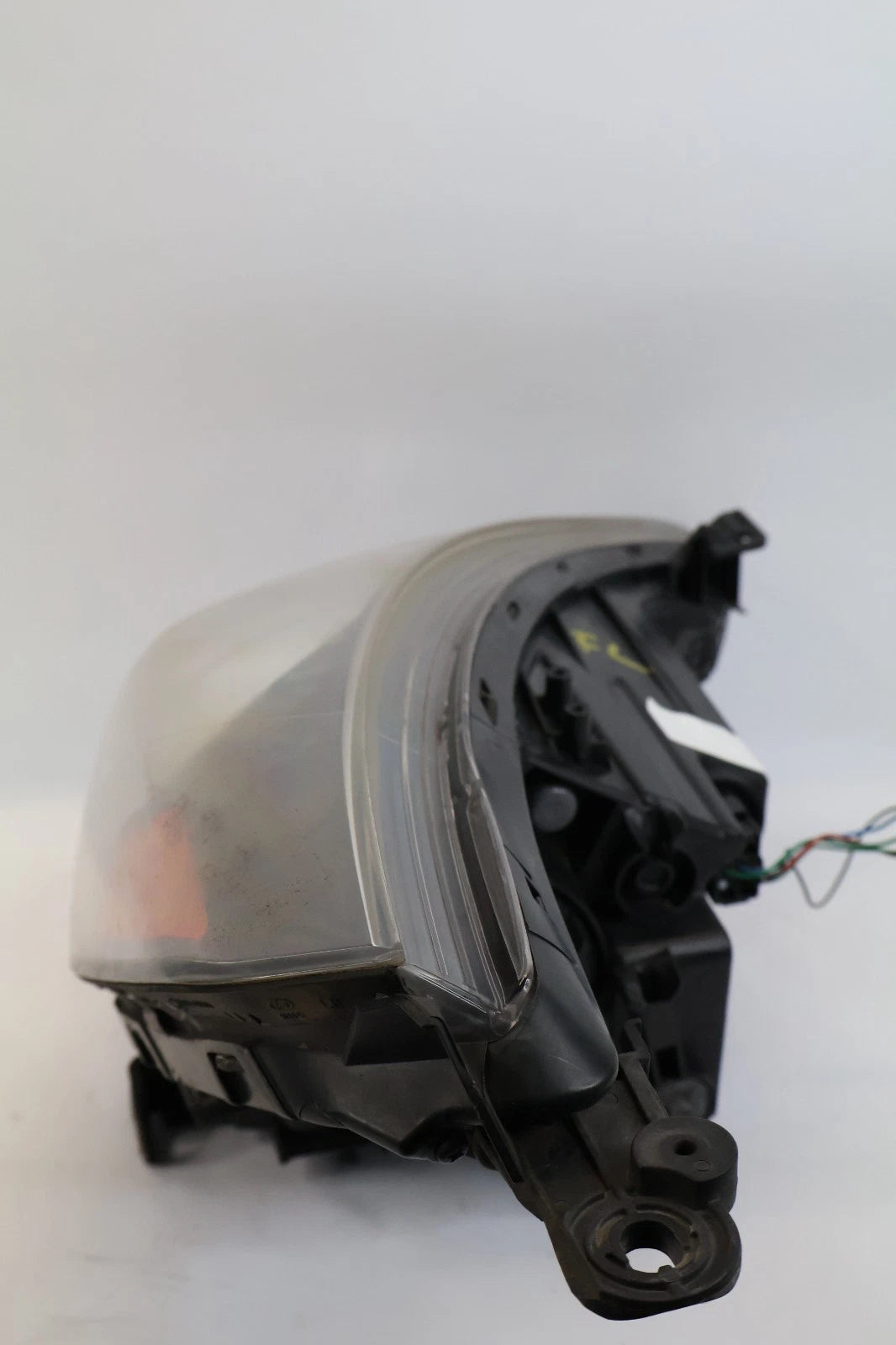 2012-2014 HYUNDAI ACCENT FRONT LEFT DRIVER HEADLIGHT HEADLAMP HALOGEN 92101-1RXX