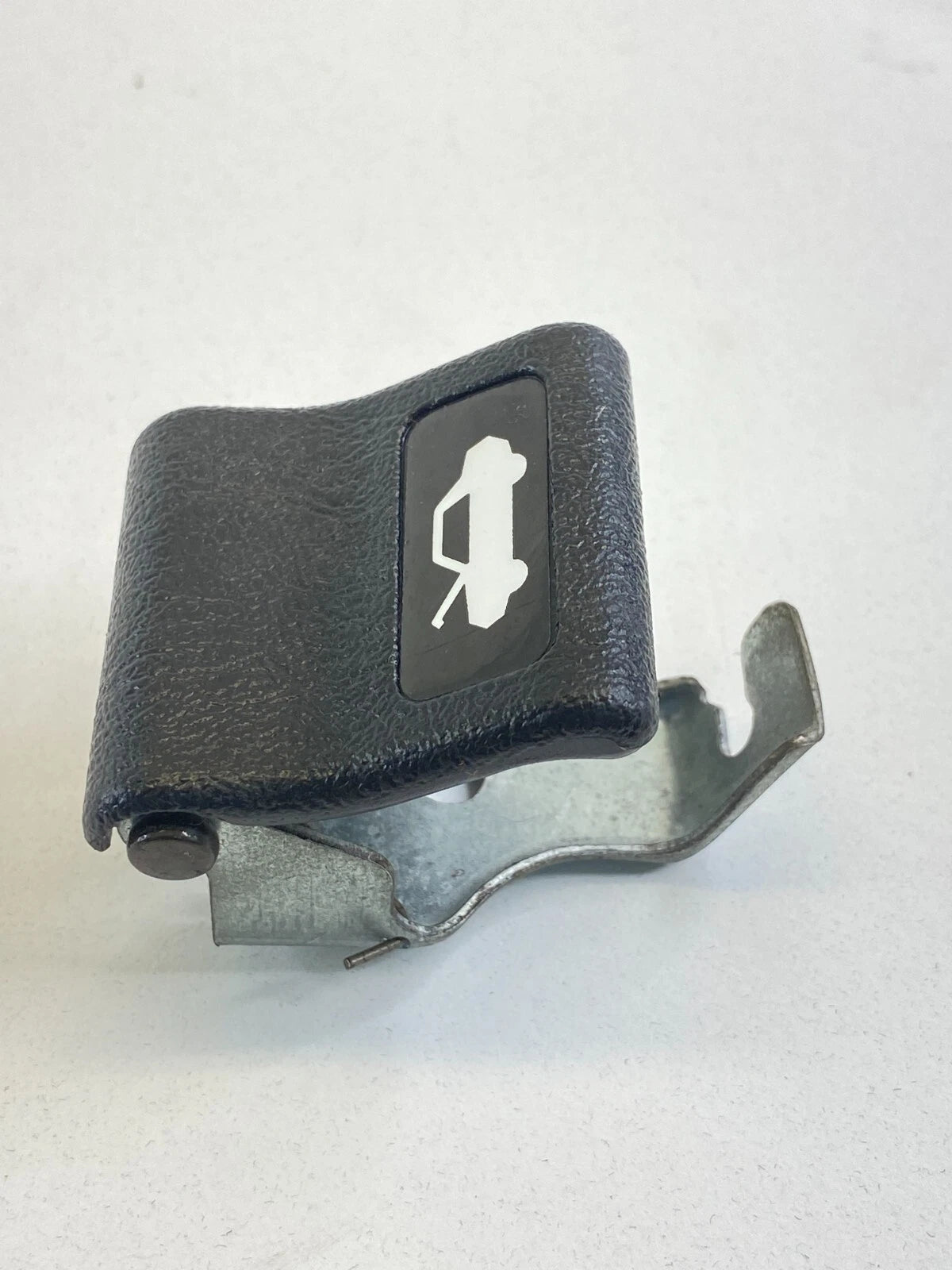 2005 2006 2007 2009 2009 SUBARU LEGACY OUTBACK HOOD RELEASE HANDLE PULL LEVER
