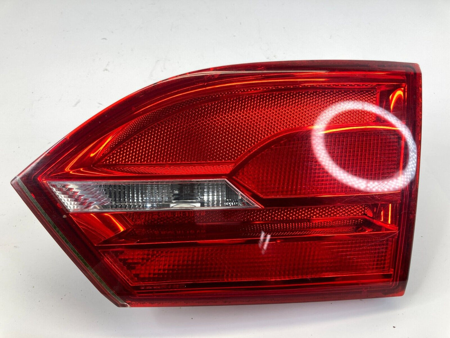 2011-1014 Volkswagen Jetta SEDAN Right Side Trunk Lid Tail Light Inner Taillight