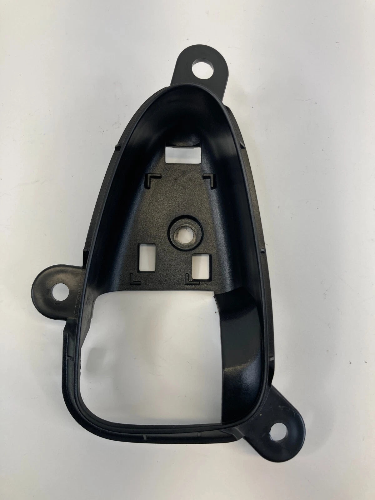 07-11 TOYOTA CAMRY REAR RIGHT INTERIOR DOOR HANDLE COVER BEZEL 69297-06020 OEM