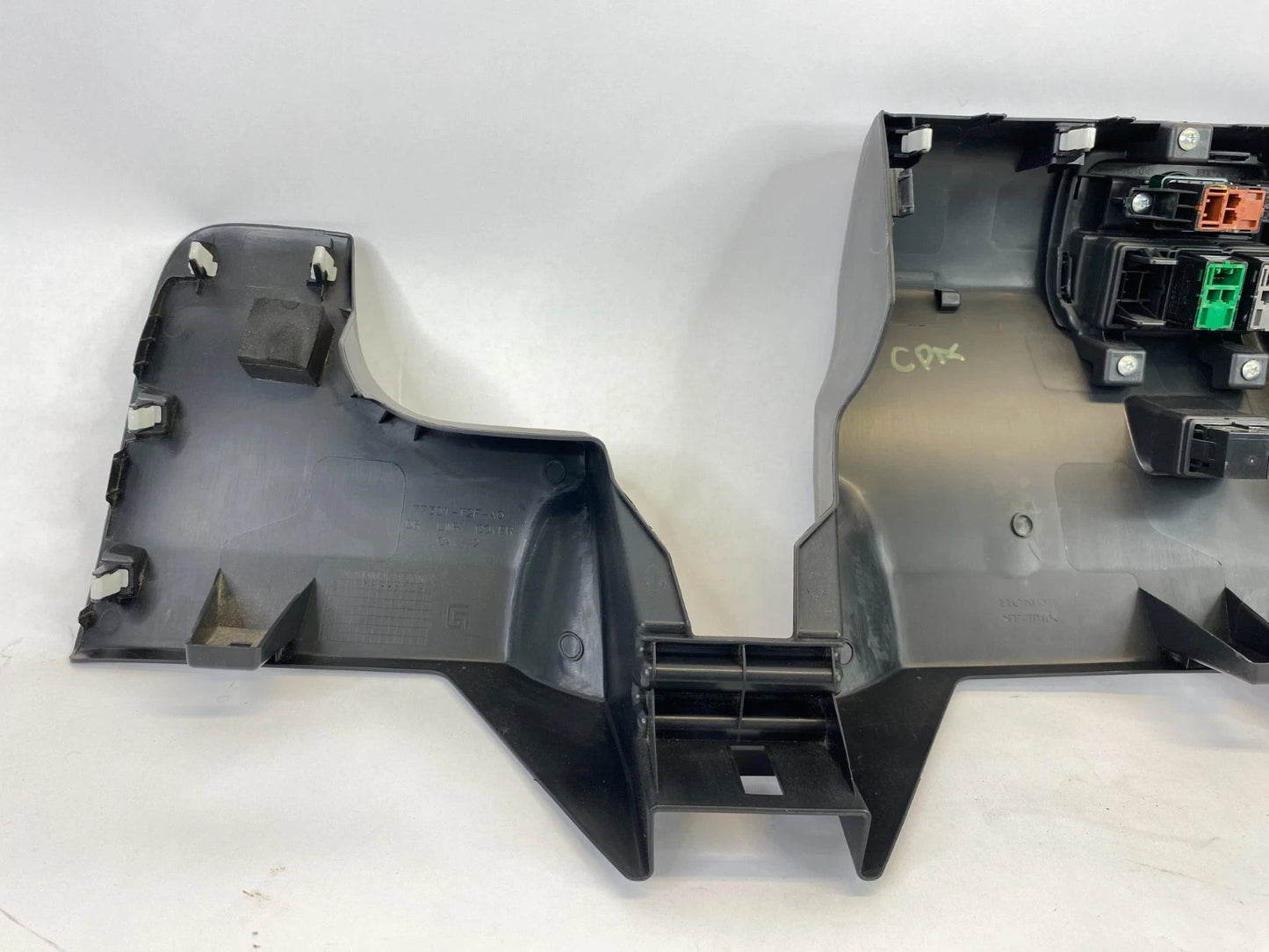 2013-2017 HONDA ACCORD LEFT DRIVER LOWER KNEE COVER TRIM BLACK 77301-T2F-A0 OEM
