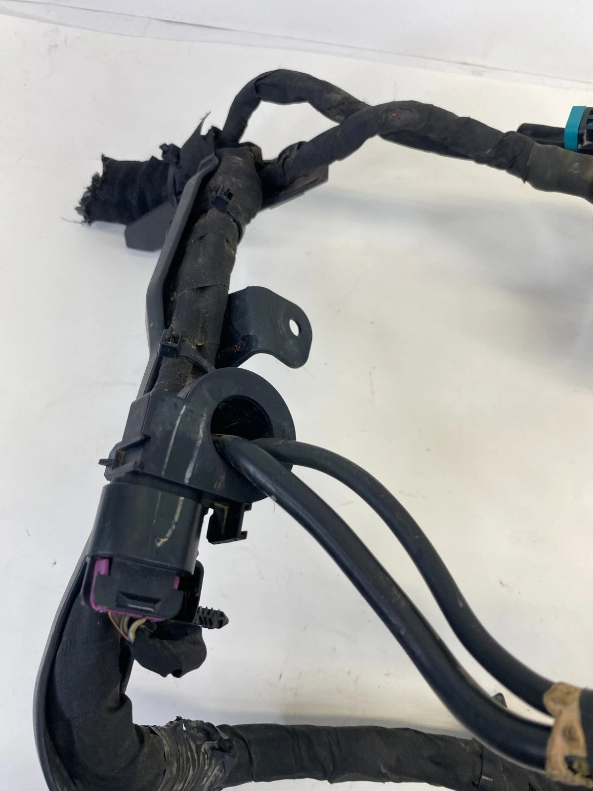 13-17 Ford Police Interceptor SEDAN Positive Battery Cable Fuse Terminal Block