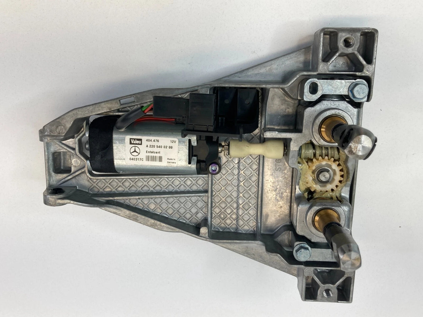 03-09 MERCEDES-BENZ E320 GEAR STEERING COLUMN ADJUSTMENT MOTOR 2205400288 OEM