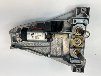 03-09 MERCEDES-BENZ E320 GEAR STEERING COLUMN ADJUSTMENT MOTOR 2205400288 OEM