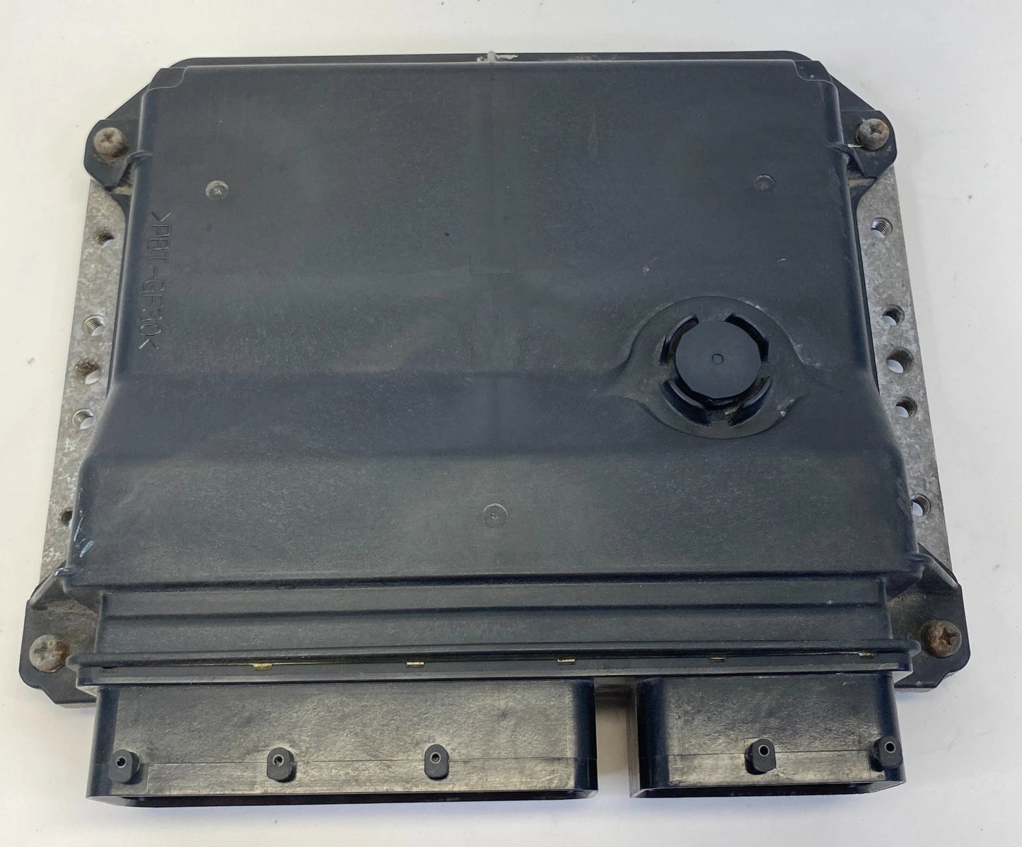 2009-2011 TOYOTA YARIS HTCHBCK 1.5L L4 AT ENGINE CONTROL MODULE ECM 89661-52L70