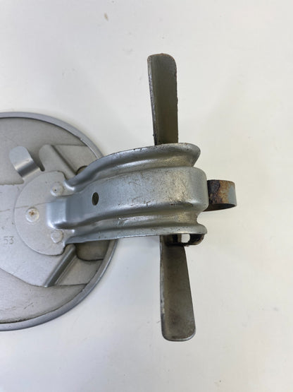 08 09 10 11 12 13 14 15 16 17 Buick Enclave Fuel Filler Door Tank Gas Lid Cover