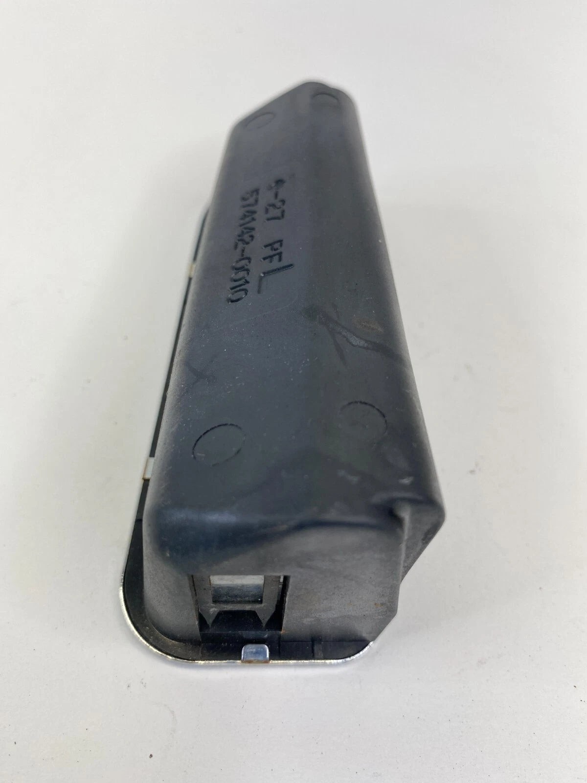 1990-1994 LEXUS LS400 REAR LEFT SIDE DOOR PANEL ASHTRAY INSERT 574142-0010 OEM