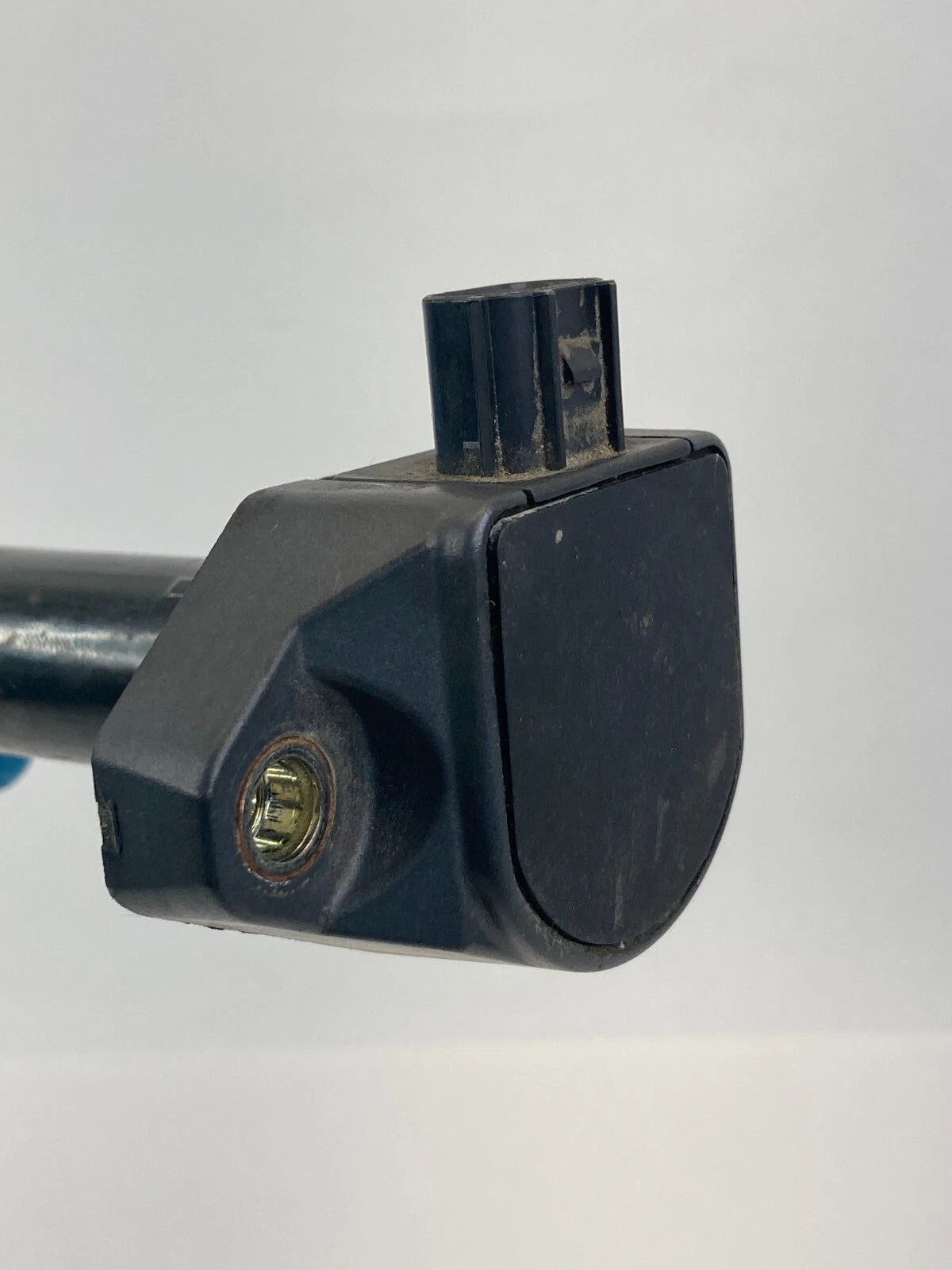 2006-2011 06-11 HONDA CIVIC SEDAN 1.8L ENGINE IGNITION IGNITER COIL PLUG HOLE