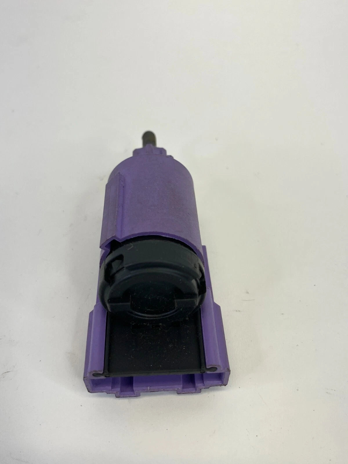 1999-2005 VOLKSWAGEN JETTA BRAKE LIGHT STOP SENSOR SWITCH OEM 1J0-945-511D