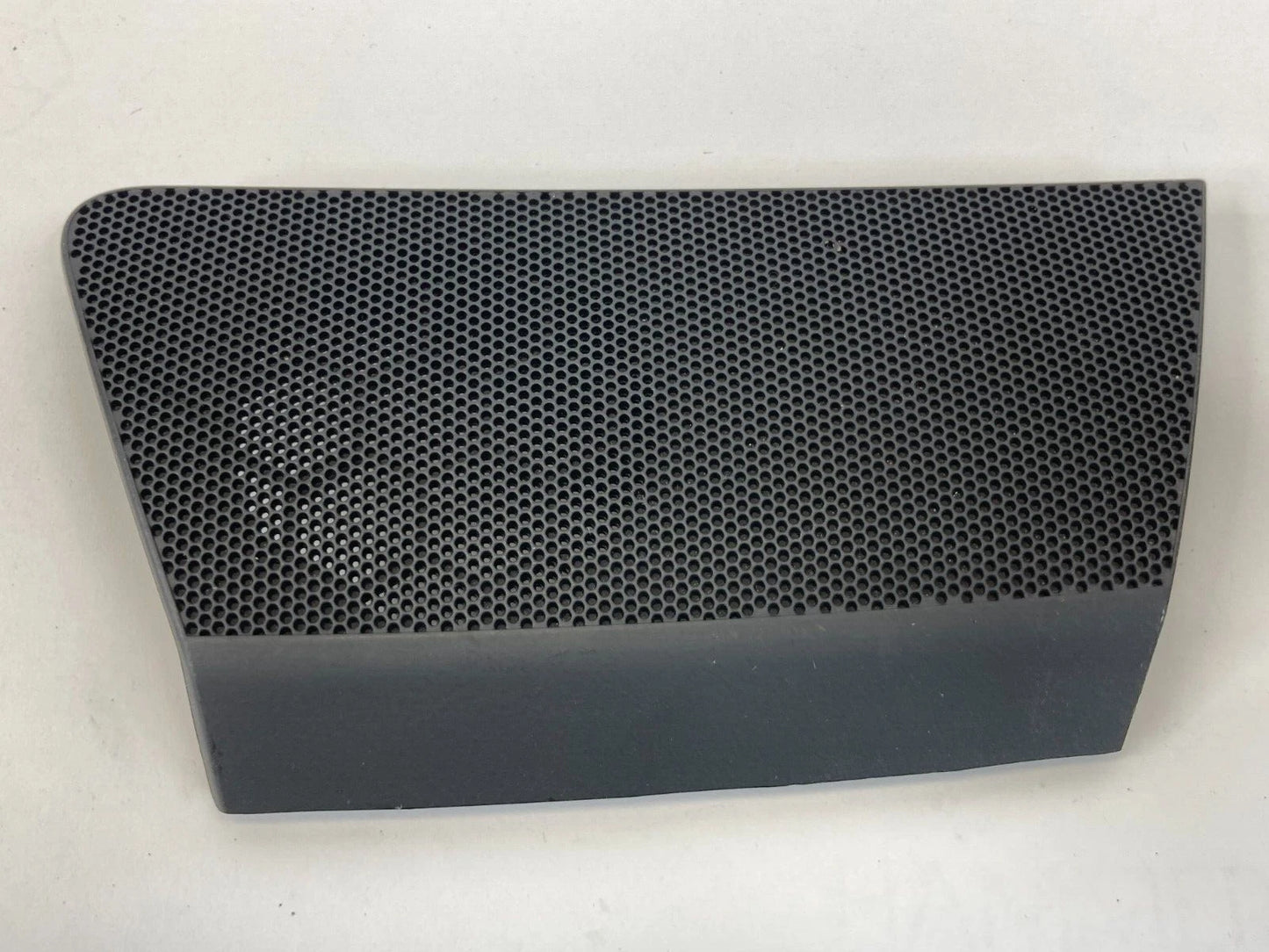 2012-2019 VOLKSWAGEN PASSAT DASH LEFT SIDE SPEAKER COVER GRILLE 561-857-209 OEM