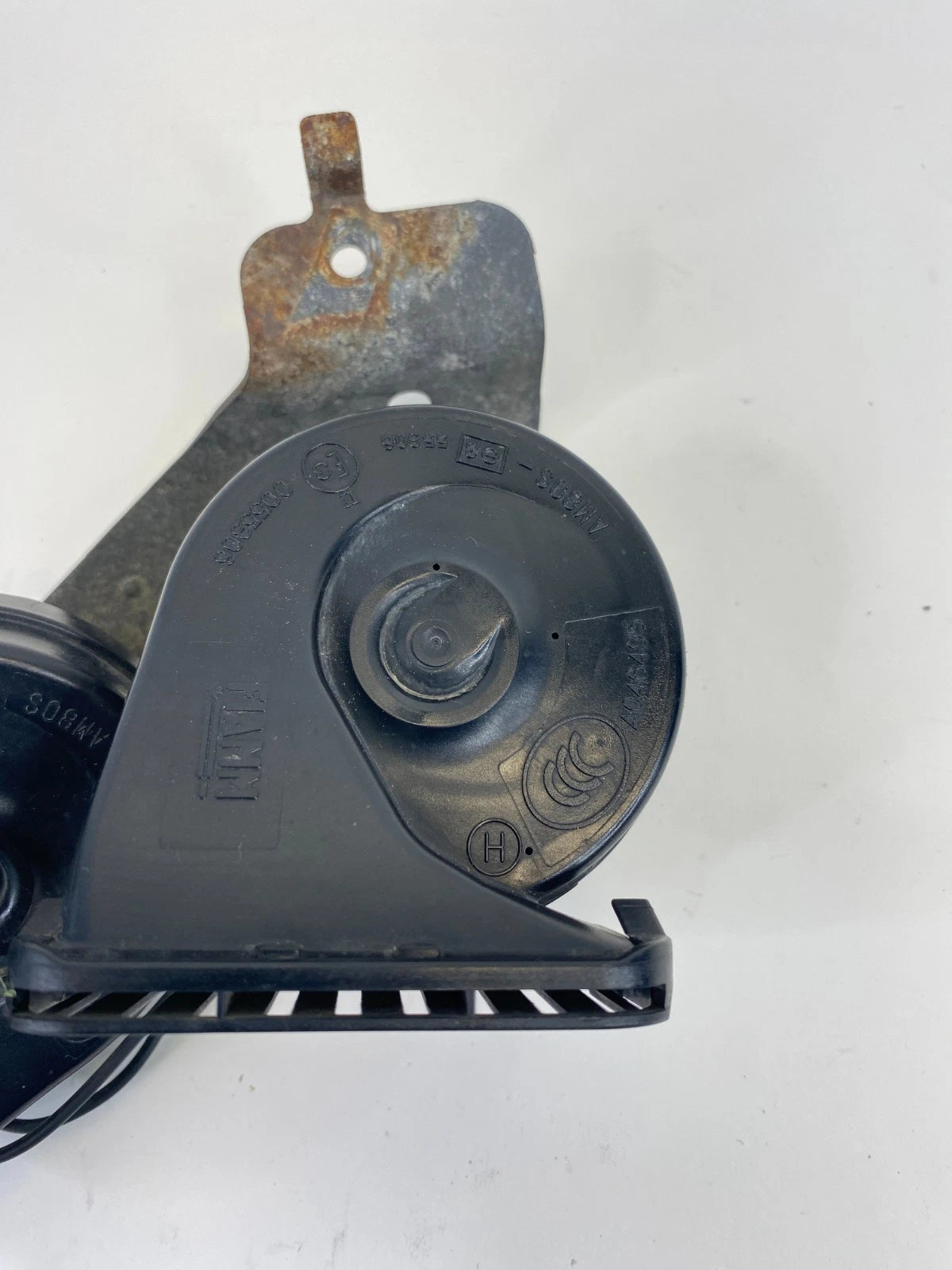 2013-2016 Ford Escape Low & High Tone Horn Pitch Alarm Signal 55806 AM80S OEM