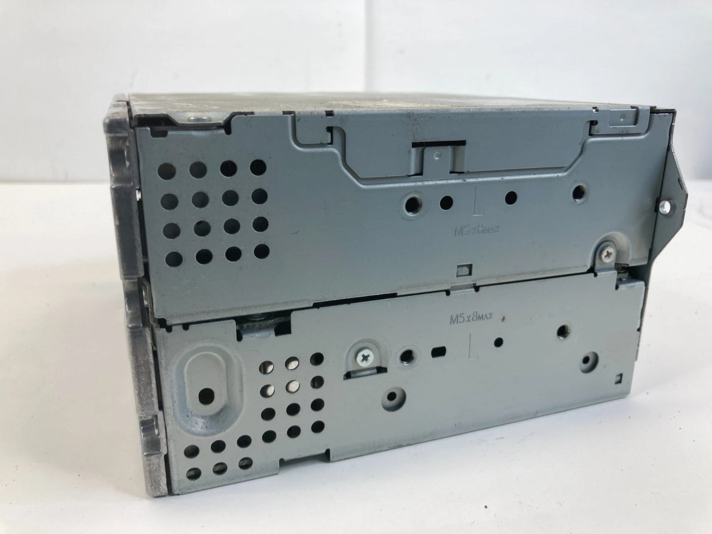 2005-2007 INFINITI G35 SEDAN AM FM 6 DISC CD PLAYER RADIO UNIT FF012025A1 OEM
