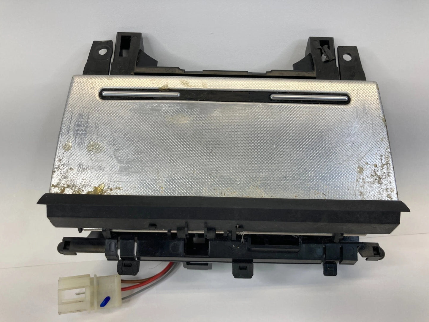 2005-2009 AUDI A4 05-09 S4 FRONT CENTER CONSOLE STORAGE ASHTRAY W/LIGHTER OEM