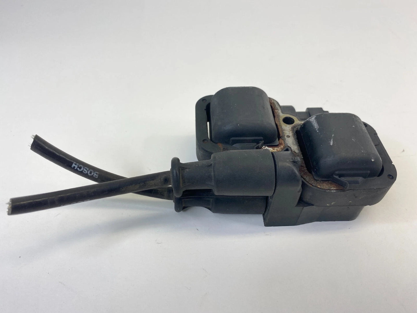 98-05 MERCEDES-BENZ E 320 3.2L AT ENGINE IGNITION COIL IGNITER A0001587803 OEM