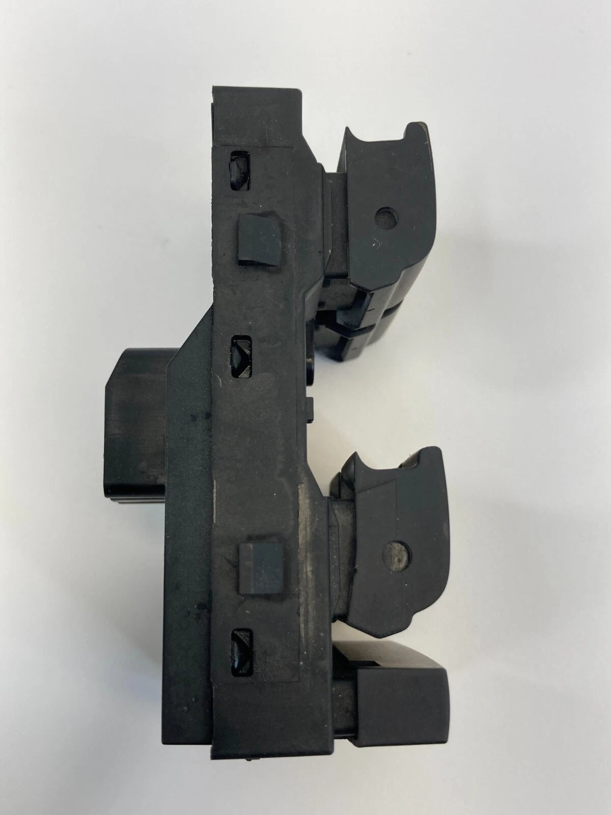 14-16 CHEVY CRUZE 2016 CRUZE LIMITED LEFT DRIVER MASTER WINDOW SWITCH 13305373