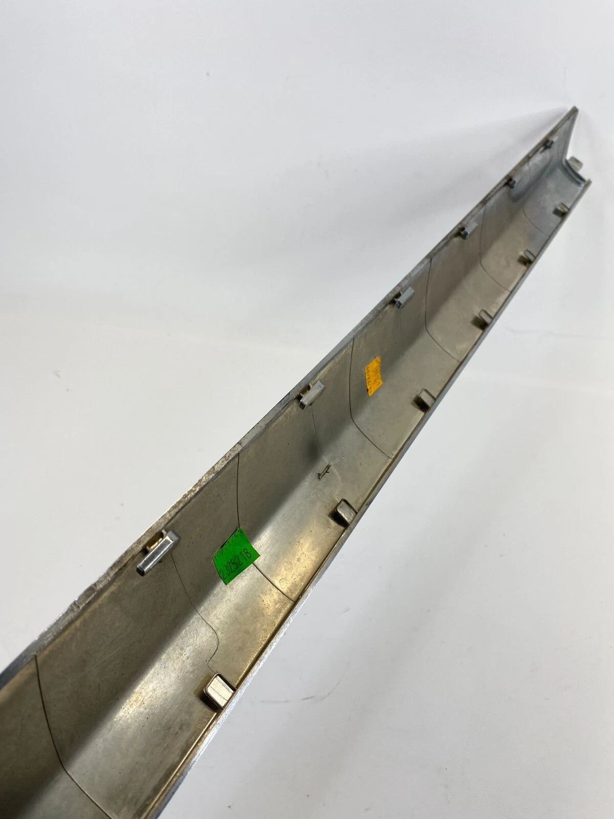 2008-2010 08-10 BUICK ENCLAVE ROOF RACK RAIL LUGGAGE RAIL COVER RIGHT SIDE OEM